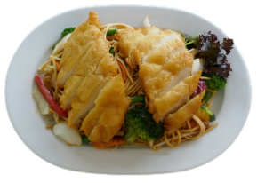 Knusp. Hühnerbrustfilet Bratnudeln
